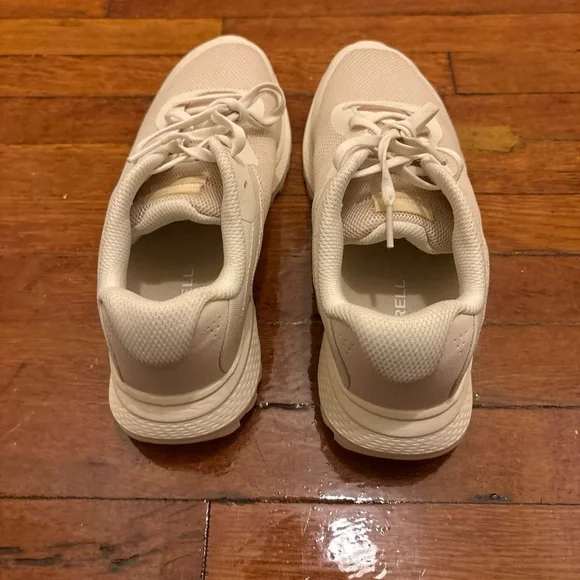 Women’s Merrell Cream Trail Running Shoes size 10 - Picture 4 of 9